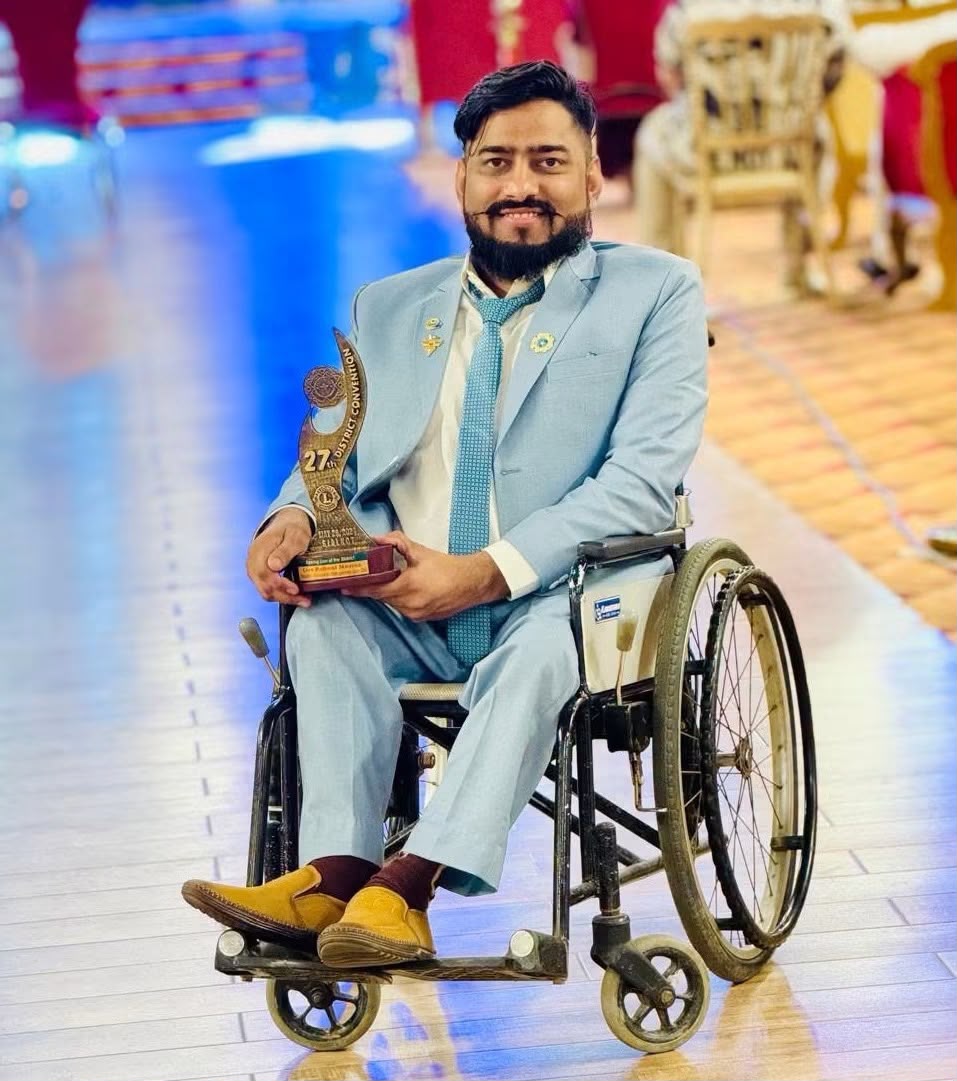 Portrait of Raheel Nawaz